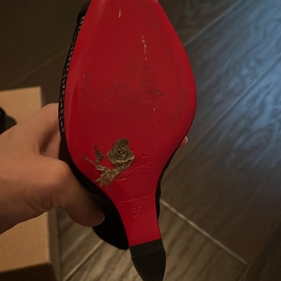 Christian Louboutin very original shoe - Picture 10 of 12